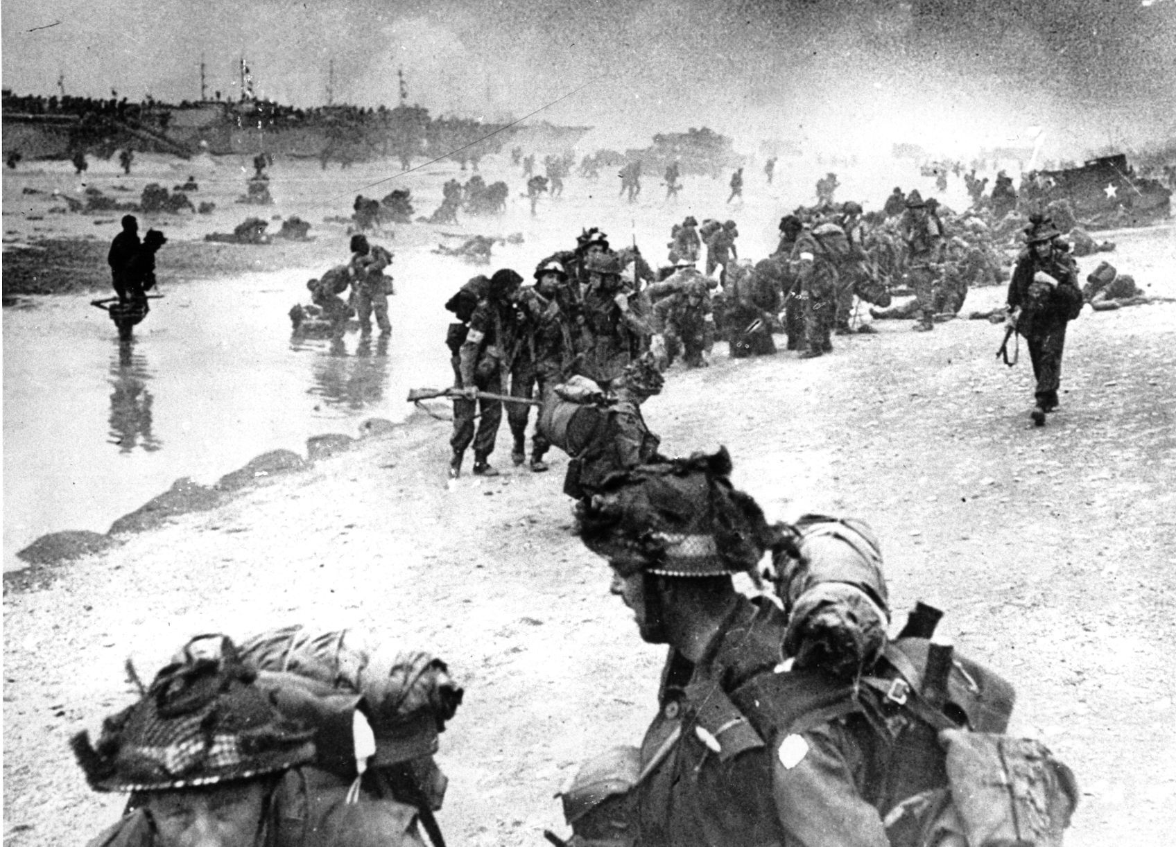 D-DAY BRITISH LANDING